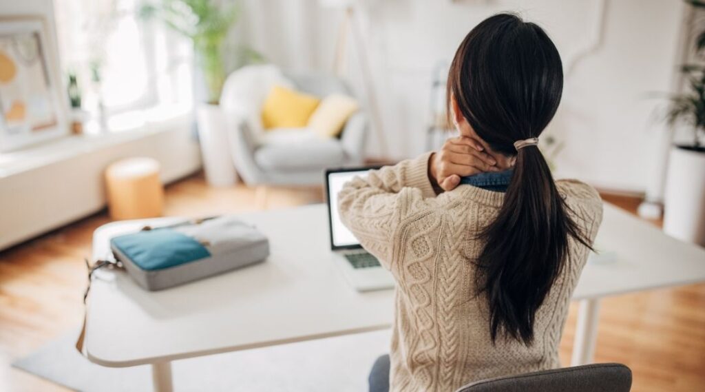 Tips for Office Workers in Neck Pain Prevention